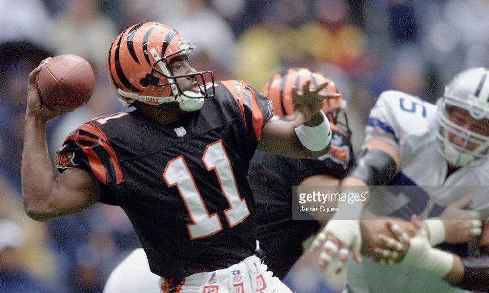 Cincinnati Bengals QB Akili Smith #11. Editorial Image - Image of