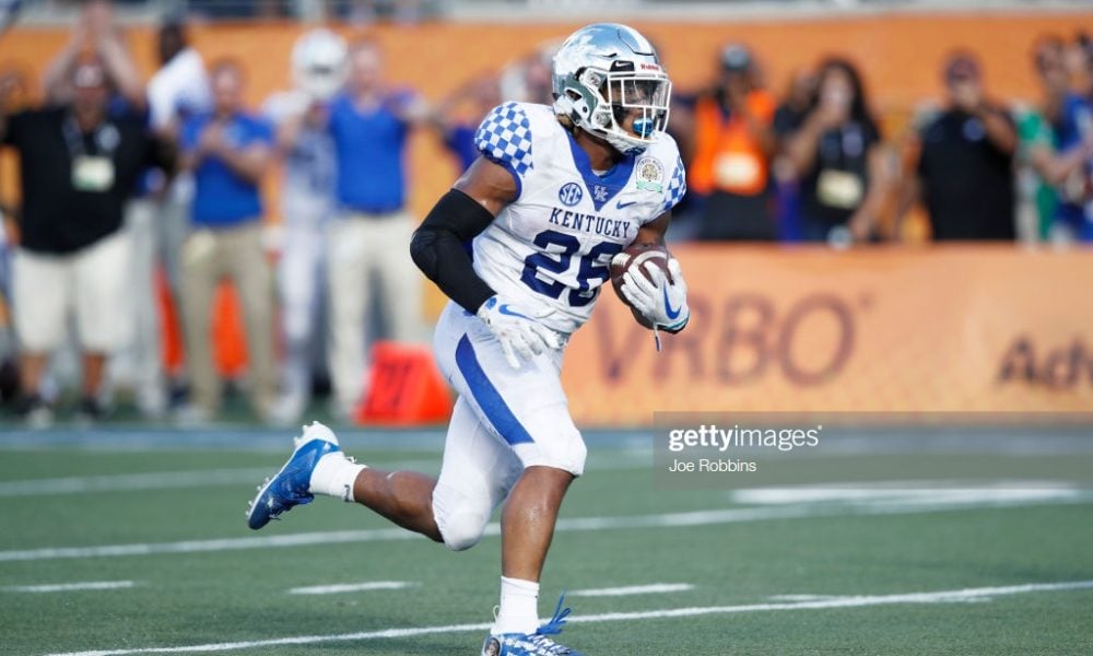 Benny Snell game worn jersey and pants from week 17 @ Baltimore in his  rookie year (2019) : r/NFLGameUsed