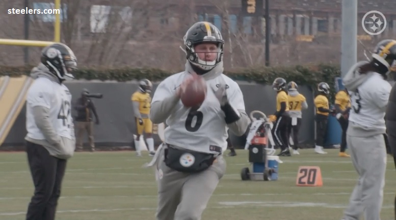 Former Steelers QB Duck Hodges Retiring From Football - Steelers Depot