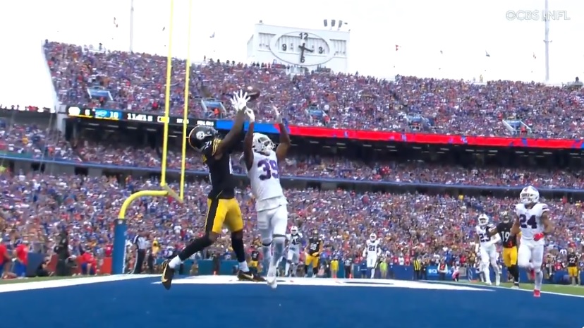 Steelers' starters shine, defense dominates in win over Bills