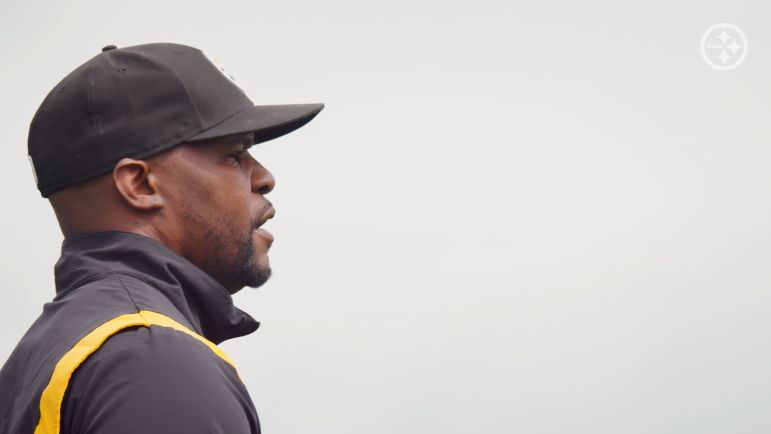 Rapoport: Broncos Request Interview With Steelers' Brian Flores For DC Job  - Steelers Depot