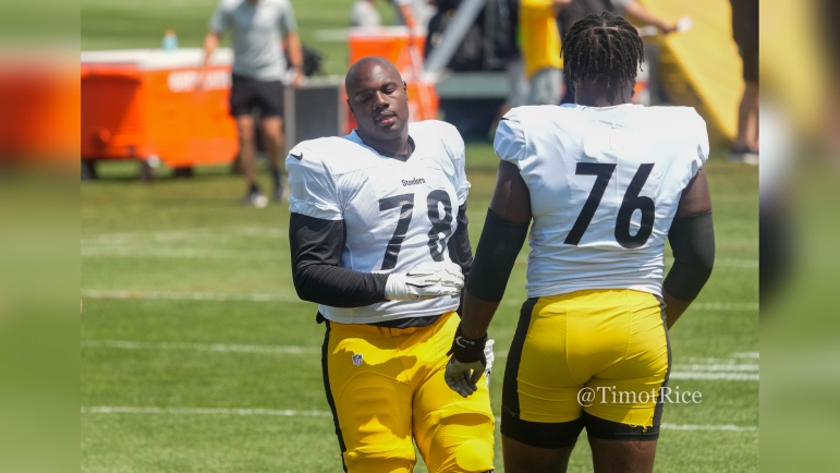 James Daniels Glad Mike Tomlin Called Out Offensive Line: 'It's Good That  We Have A Coach That There's No Lack Of Communication' - Steelers Depot