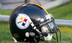 Steelers helmet