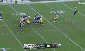 Davante Adams hauls in two touchdowns in Raiders 23-18 loss