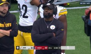 Mike Tomlin Wants To See 'More Fluid Decision-Making' From Kenny Pickett  Moving Forward - Steelers Depot