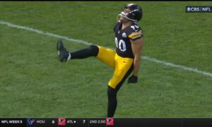 Steelers Depot 7⃣ on X: Yikes! banged up score #Steelers #NFL