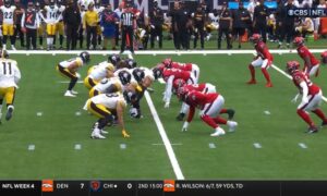 Max Starks Defends LT Dan Moore Jr.'s Play This Season: 'He's Still  Progressing' - Steelers Depot