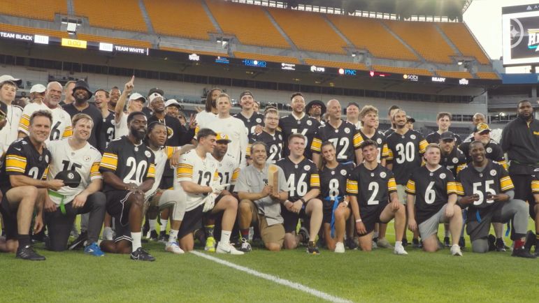 “It’s a feeling of brotherhood”: Chris Hoke reflects on the bonds created by football in Pittsburgh