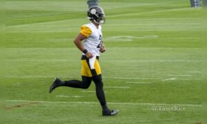 Justin Fields Pittsburgh Steelers training camp