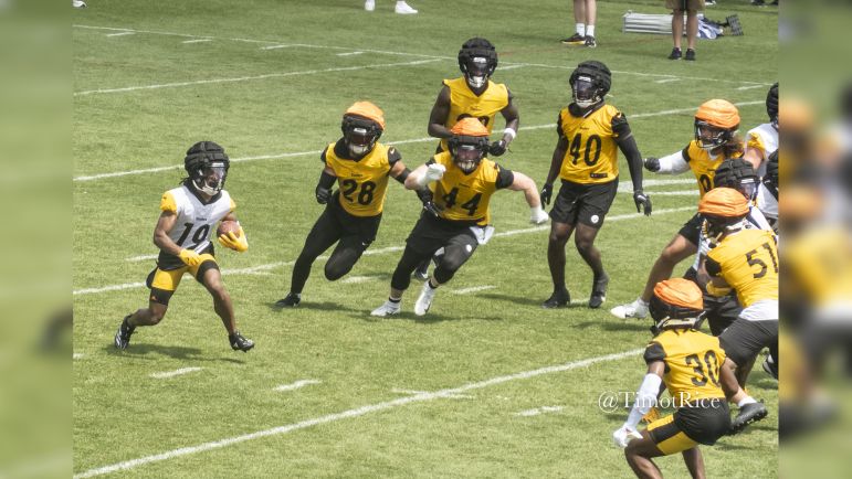 Calvin Austin III Miles Killebrew Tyler Matakevich special teams new kickoff return rule Steelers training camp