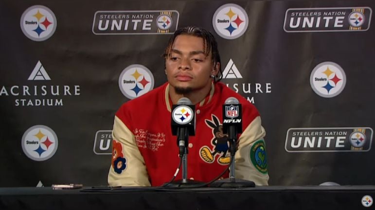 “I think we have an identity, I just don’t know what it is”: Justin Fields on the Steelers’ offense