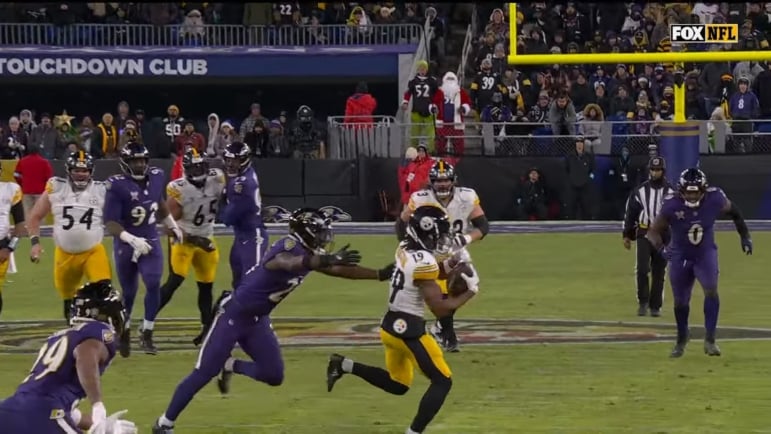 Aaron Rodgers passing