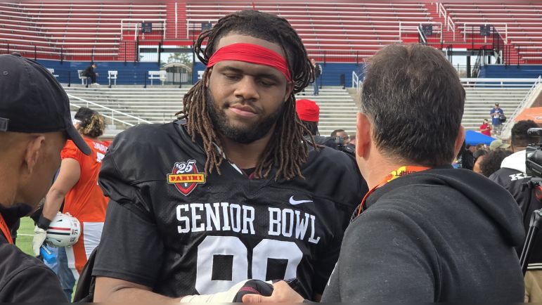 T.J. Sanders Interview Senior Bowl South Carolina