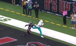 Jonnu Smith Pat Freiermuth Steelerss