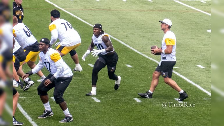 Aaron Rodgers Ben Skowronek jones fautanu