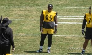 Keeanu Benton Steelers