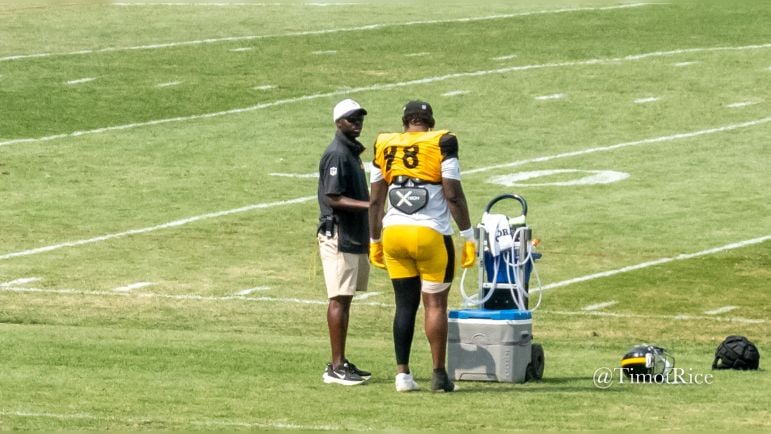 DeMarvin Leal