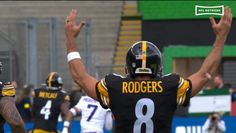 Aaron Rodgers DK Metcalf