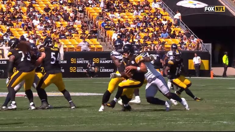 Aaron Rodgers pressure
