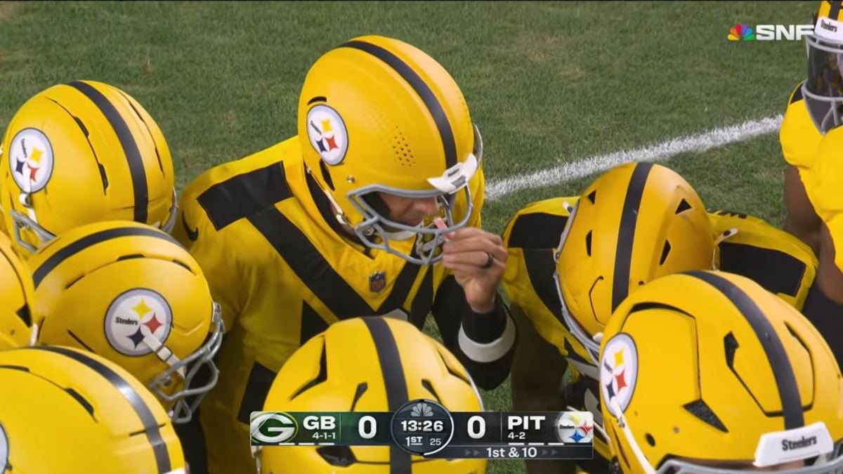 Rodgers Packers fan silent count depth chart