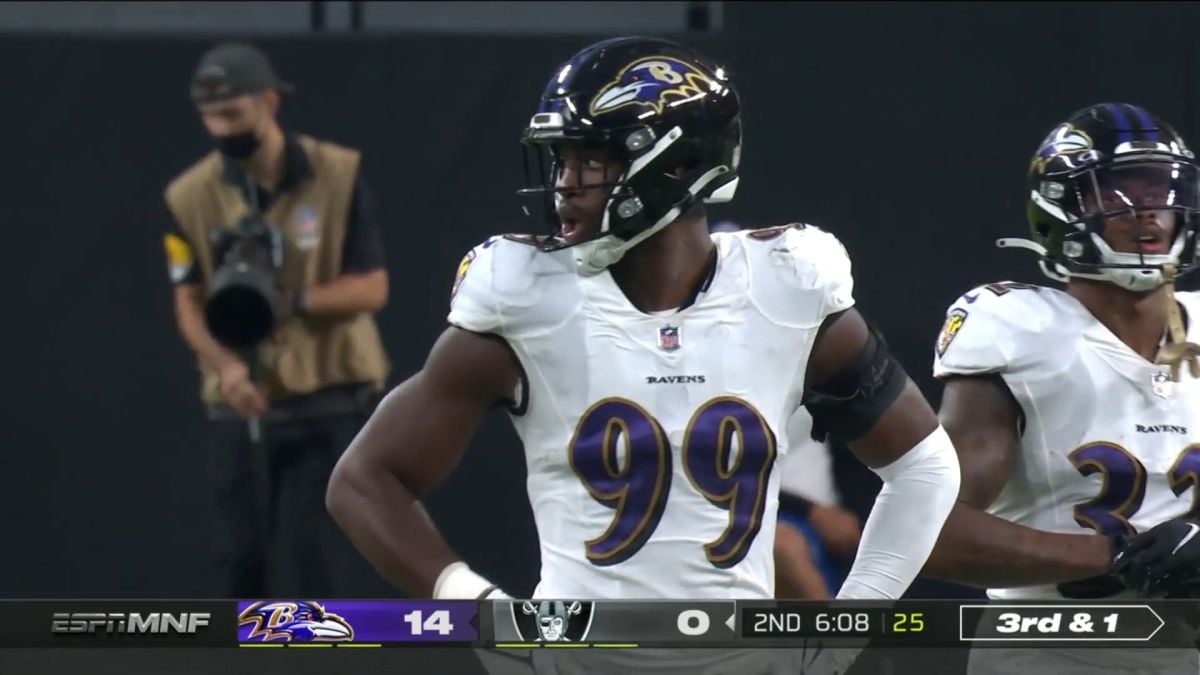 Odafe Oweh Ravens trade