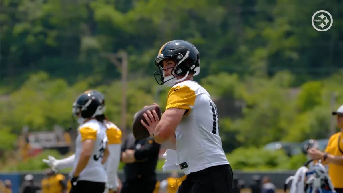 Will Howard Steelers players